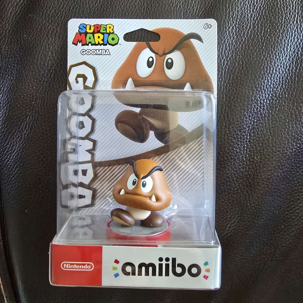 Amiibo Nintendo Super Mario Goomba New Sealed.  Box Is In Mint Condition